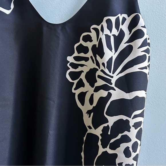 NWOT Tibi Women’s Floral Silk Cami, Size 4. - Picture 2 of 6